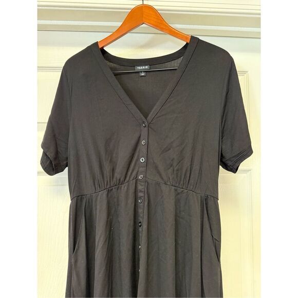 Torrid Black Short Sleeve Button Down Rayon Shirt Goth Dress sz 1X NWOT - Picture 1 of 8